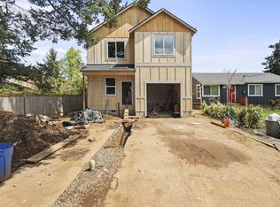 1111 SE Josephine St, Oregon City, OR 97045