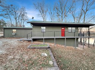 26944 Pine Bluff Ln, Golden, MO 65658