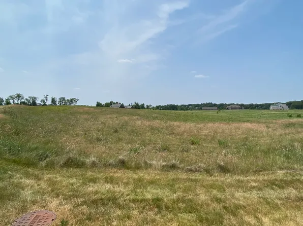 1200 E Longwood Dr #83, Woodstock, IL 60098