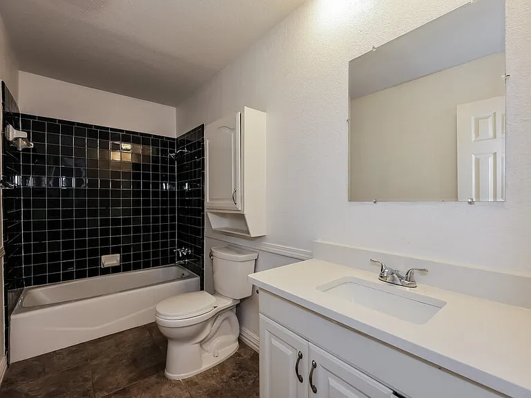 2117 Blue Ridge Trl — Photo 12