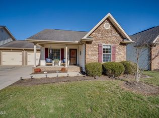 1023 Appaloosa Trl, Johnson City, TN 37604