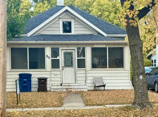 812 E 5th Ave, Mitchell, SD 57301