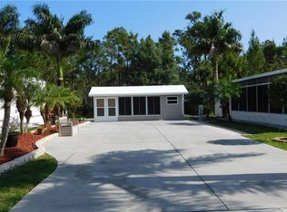 1340 Diamond Lake Cir, Naples, FL 34114