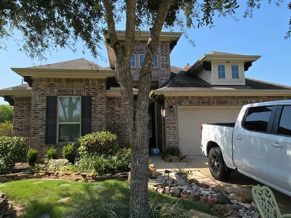 2211 Silver Canyon Ln, Rosenberg, TX 77469