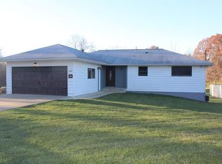 2850 Schade Hill Rd, North Huntingdon, PA 15642