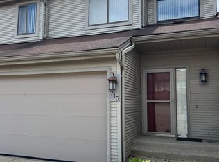 715 Eton Ct, Rochester, MI 48307