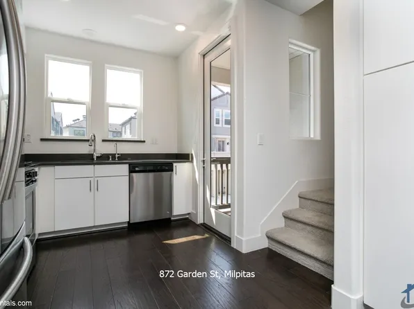872 Garden St, Milpitas, CA 95035