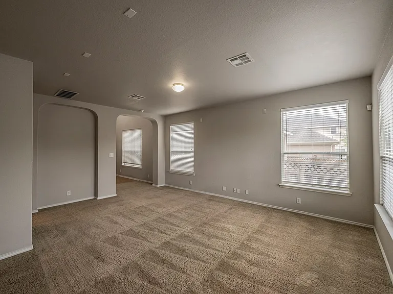 6729 Biscay Bay — Photo 13