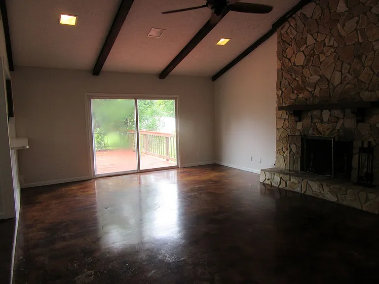 8629 Deerpoint Dr — Photo 29