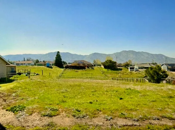 21431 Shirley Dr, Tehachapi, CA 93561