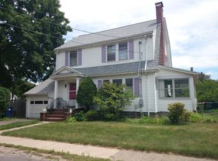 11 Cuthbert Rd, West Roxbury, MA 02132