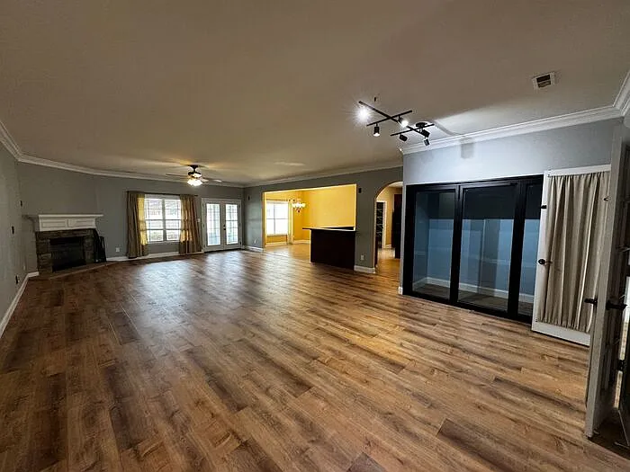 2532 Oxmoor Blvd SW — Photo 9