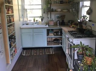 586 Walnut Hill Rd, North Yarmouth, ME 04097