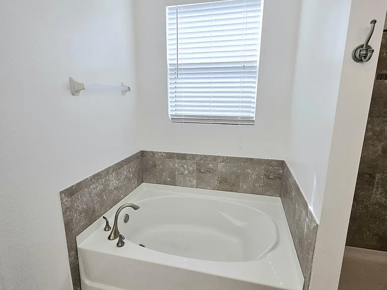 1723 Musgrass Cir — Photo 15