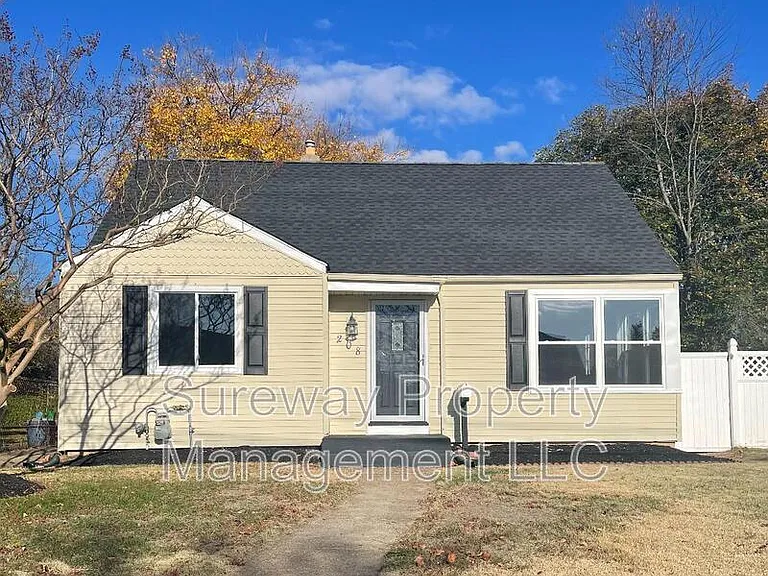 208 Knight Ave — Photo 1