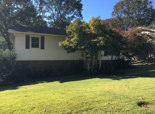 546 Broken Arrow Creek Rd, Riverside, AL 35135