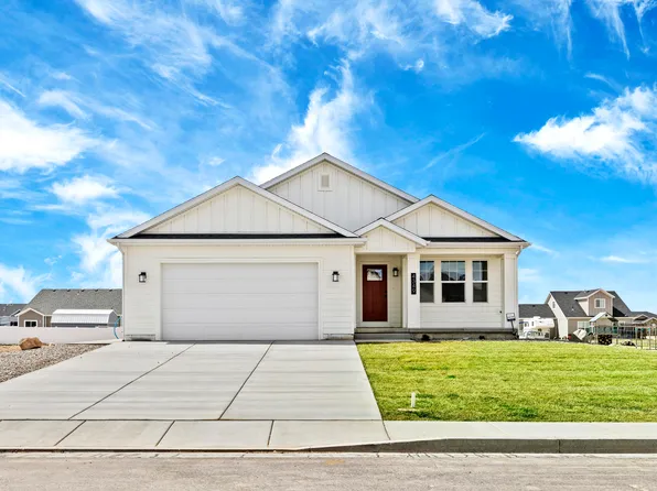 4349 N Half Mile Rd, Enoch, UT 84721