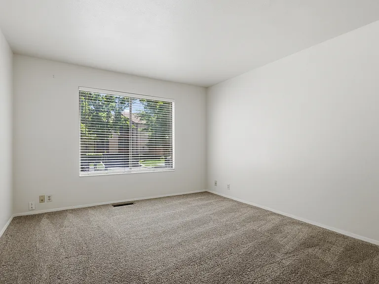 6834 S Countrywoods Cir #22E — Photo 10