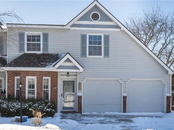 1436 Brighton Cir, Lawrence, KS 66049