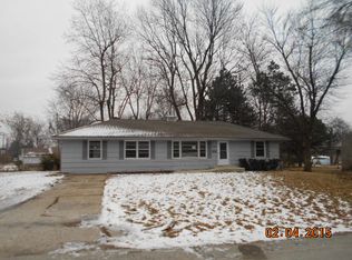 2307 Queen Ridge Dr, Independence, MO 64055