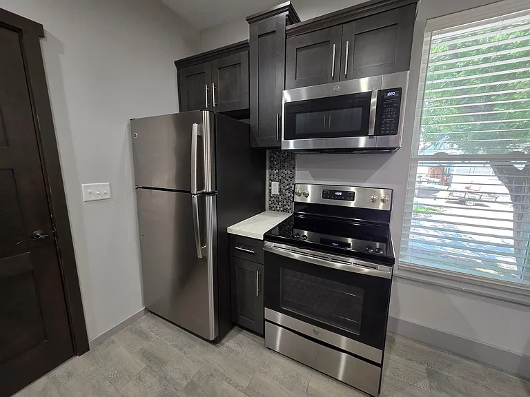920 2nd Ave S #922 — Photo 4
