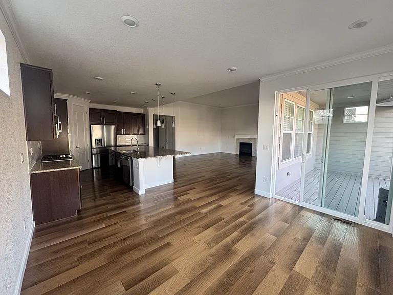 8803 S Winnipeg Ct — Photo 2