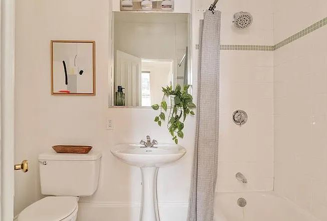 22 Bigelow St #1C — Photo 4