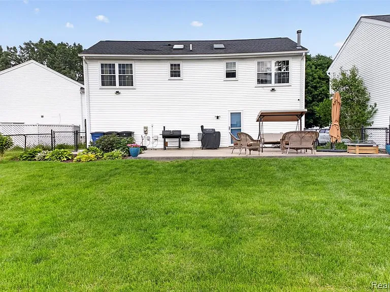 1930 W Williams Cir — Photo 22