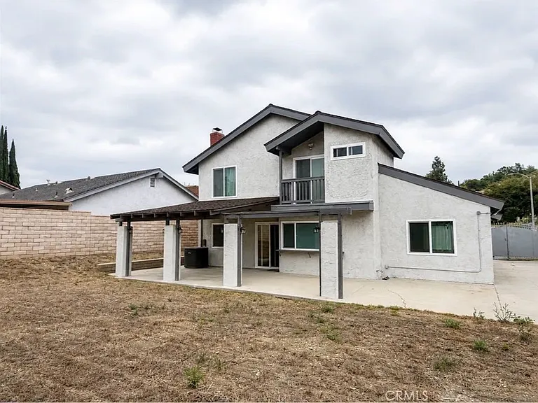 1525 Meadow Glen Rd — Photo 13