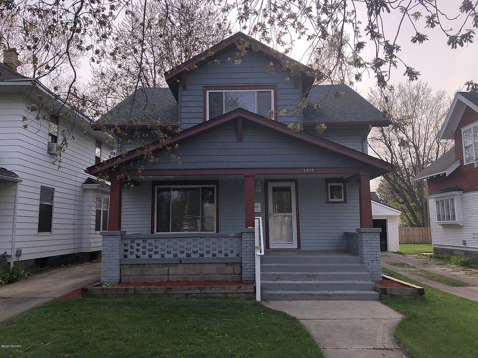 1st image of 1919 Prospect Ave SE