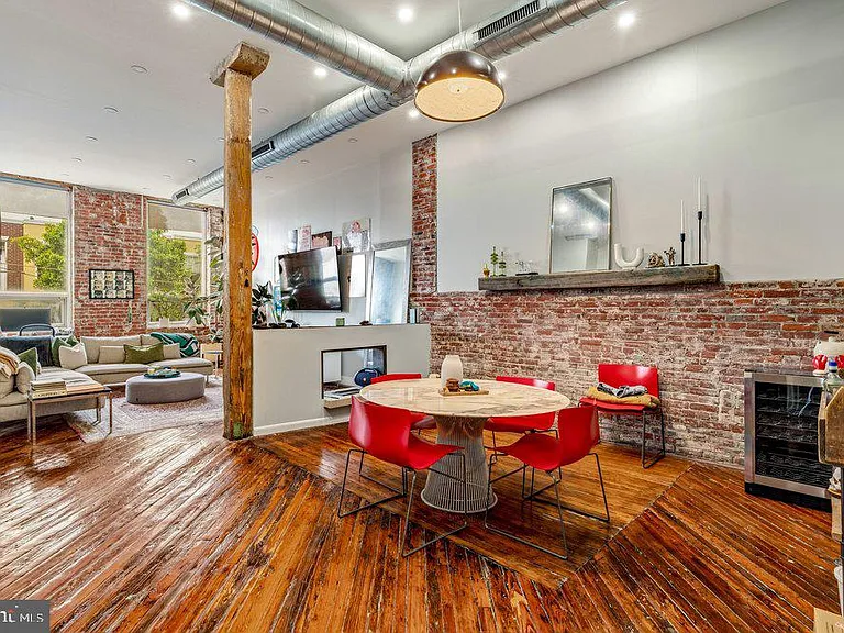 1100 Shackamaxon St #2A — Photo 6