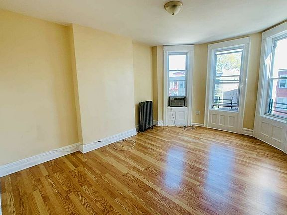 4th image of 373 E 26th St #2