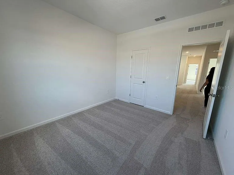 5195 Loyalty Dr — Photo 16