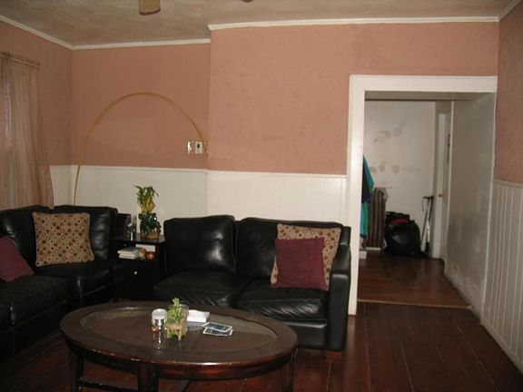 1st Floor Living Room