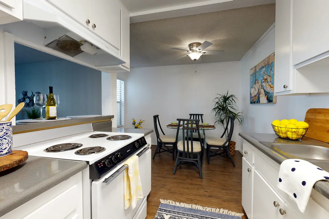 Newport Village Apartments | Costa Mesa, CA | Kitchen