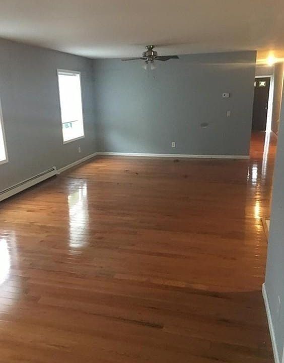 2nd image of 102 Selden St #1