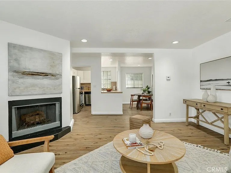 7050 S La Cienega Blvd #6 — Photo 1