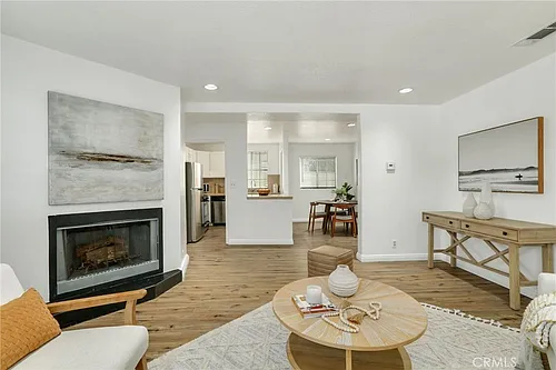 7050 S La Cienega Blvd #6 Photo 1