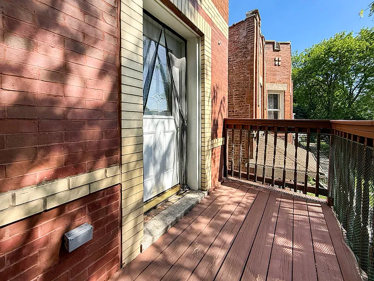 3245 N Lawndale Ave #2 — Photo 15