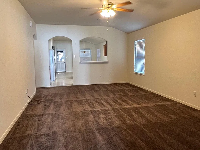 21511 Falvel Lake Dr — Photo 3