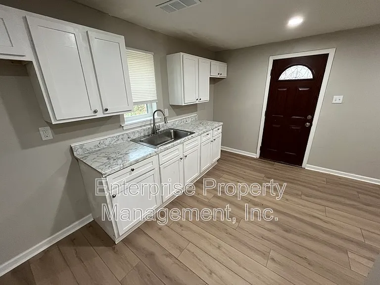 865 Haynes St — Photo 12