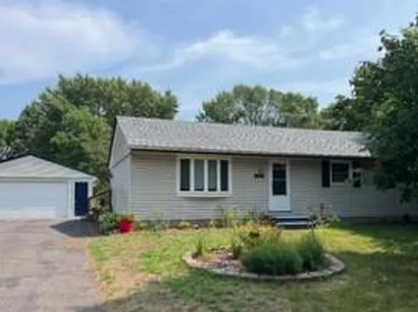 11708 Kentucky Ave N, Champlin, MN 55316
