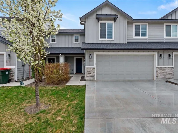 885 W Apple Pine St, Meridian, ID 83646