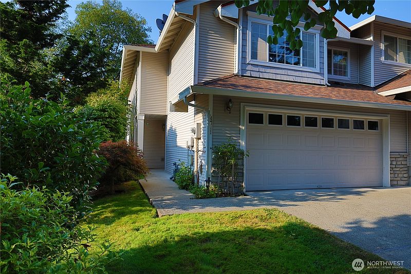3rd image of 4711 159Th Street SW
