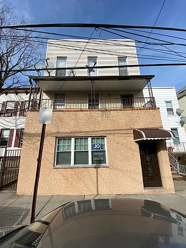 71 W 18th St #2 Photo 1