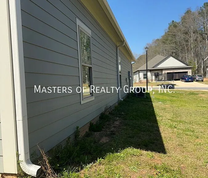 200 Avalon Way — Photo 10