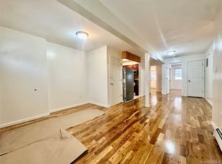 25508 148th Ave #1, Rosedale, NY 11422