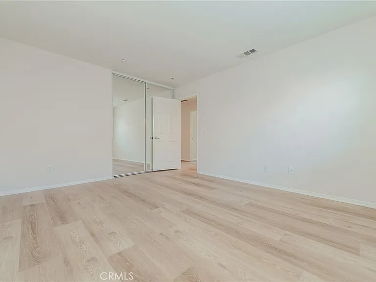 16432 Landmark Dr — Photo 39