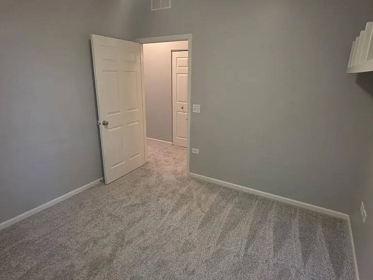 2250 Aurora Dr — Photo 23