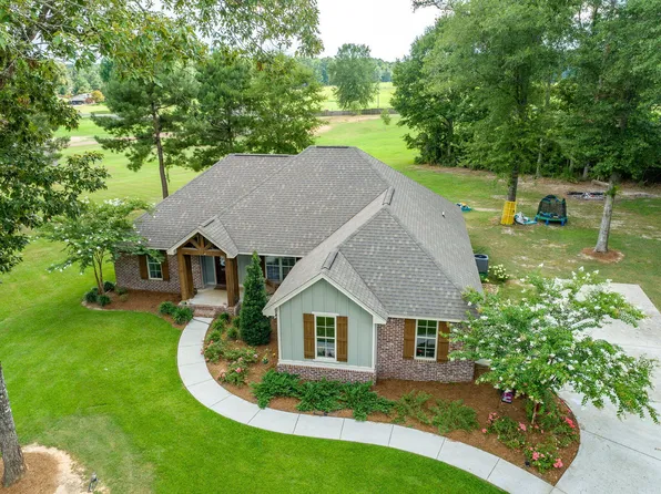 11 Morgan St, Sumrall, MS 39482
